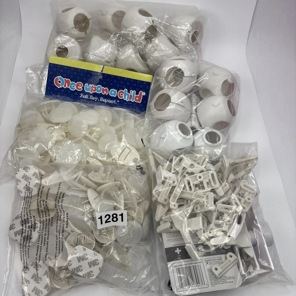Lot Of Safety1st Child Baby Proof Variety Locks &Outlets Used Nails Not Included